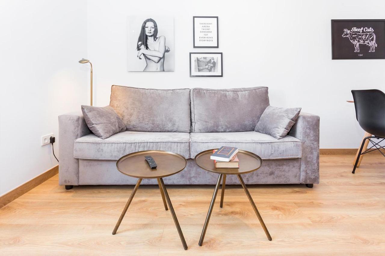 Cozy Apartment Close To Passeig De Gracia Barcelona Exteriör bild